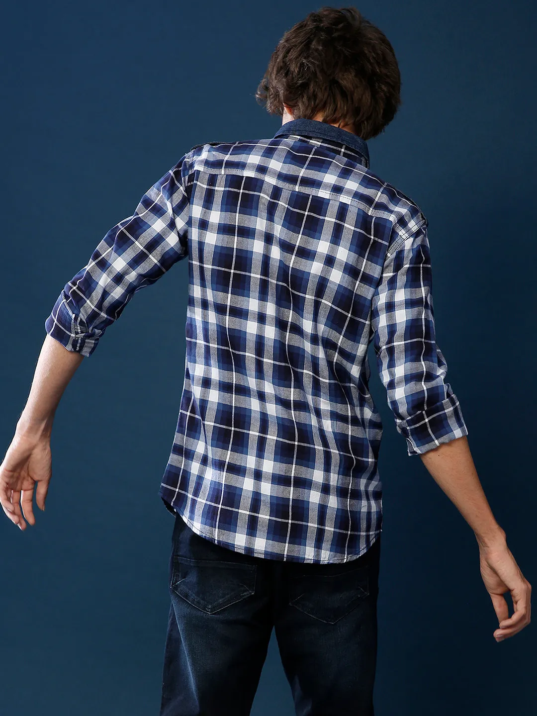 Campus Sutra Men Full Sleeve Checkered Casual Shirt