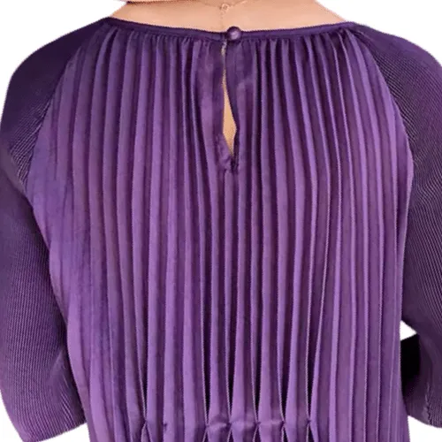 Pleated elegant dress